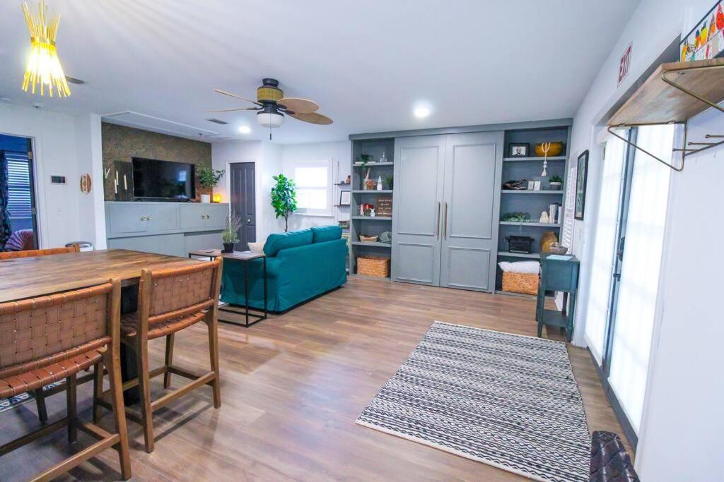 The Mini Moody - Luxurious Home Recently Renovated Close To Beach & Downtown 세인트어거스틴 외부 사진